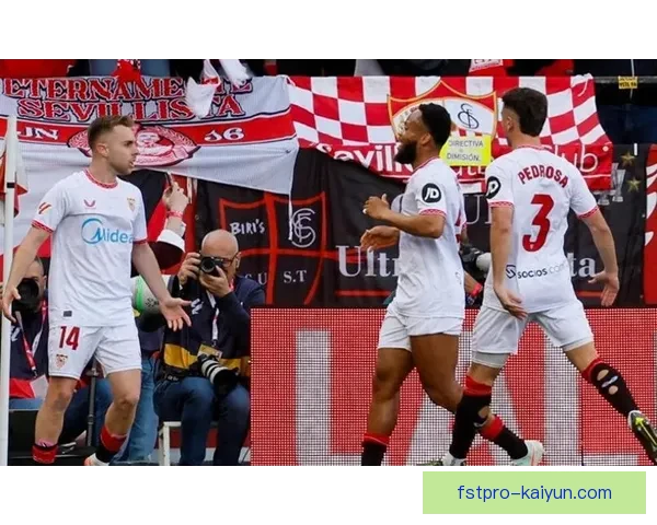 西甲最新积分榜：争冠球队激烈角逐状态回暖，保级战愈加紧张