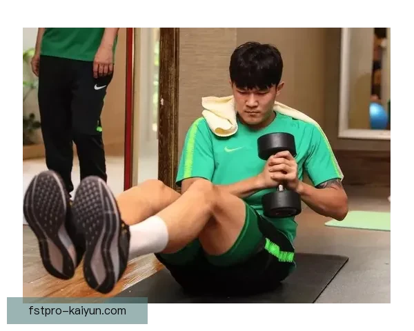 金玟哉助力球队夺得超级杯冠军，实力表现备受关注