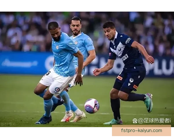 足球联赛排名分析：各队表现稳健，争冠形势愈发明朗