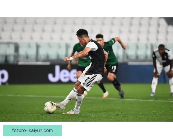 阿什拉夫双脚能力解析：本赛季表现稳健，攻防两端发挥稳定